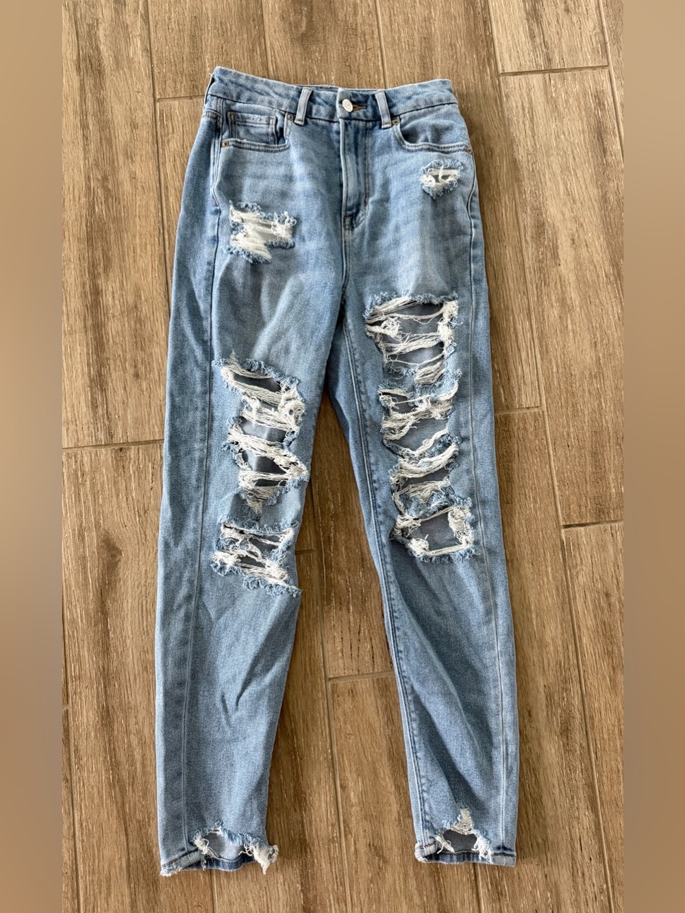 American Eagle curvy mom jeans size 00, 26 inseam